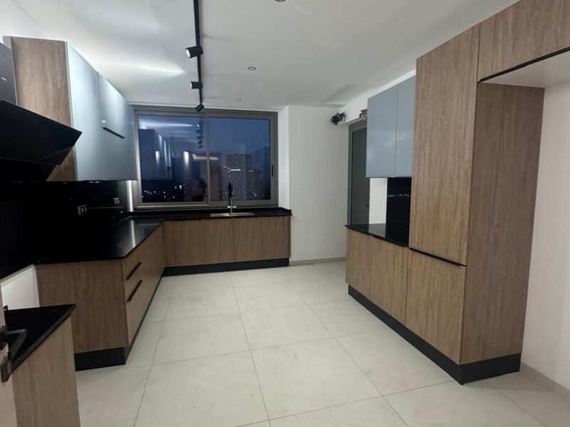 APPARTEMENT 4 CHAMBRES A LOUER PAR MOIS A MARCORY ZONE 4