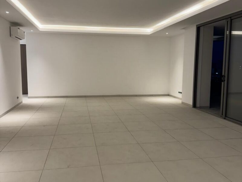 APPARTEMENT 4 CHAMBRES A LOUER PAR MOIS A MARCORY ZONE 4