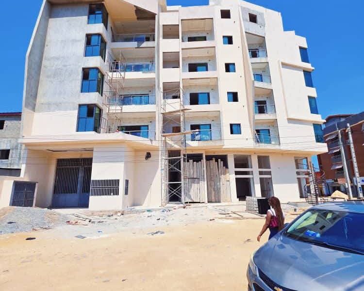 IMMEUBLE A VENDRE A ANGRE NOUVEAU CHU