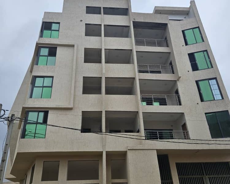 IMMEUBLE A VENDRE A ANGRE NOUVEAU CHU