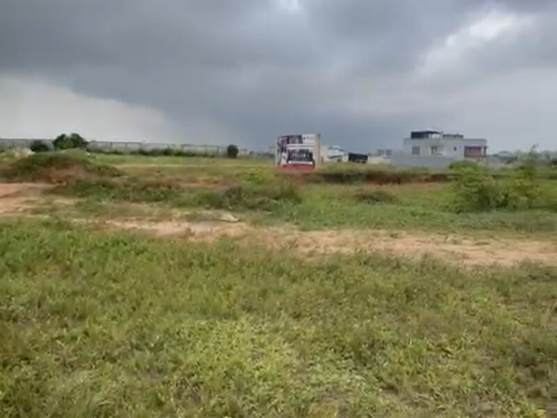 TERRAIN DE 1 HECTARE EN VENTE A BINGERVILLE