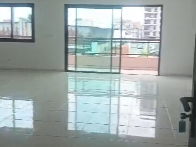 APPARTEMENT A LOUER ZONE 4 RUE DU CANAL EN FACE HOTEL KENNY