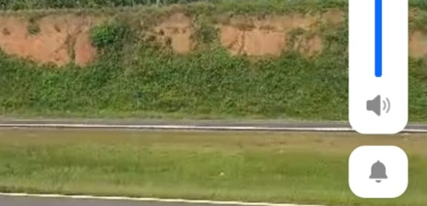 TERRAIN EN VENTE de 63 HECTARES EN BORDURE DE L&rsquo;AUTOROUTE DU NORD PK 36 A PK 57